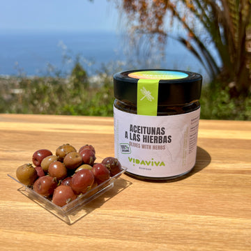 Olives seasoned with herbs